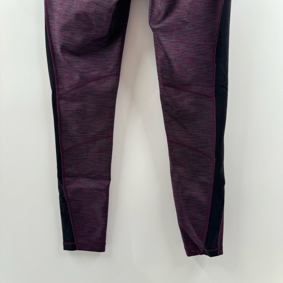 Kirkland Signature Full-Length Leggings – Size Small - Picture 7 of 7